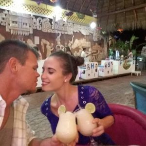 Meet your Posher, Kris